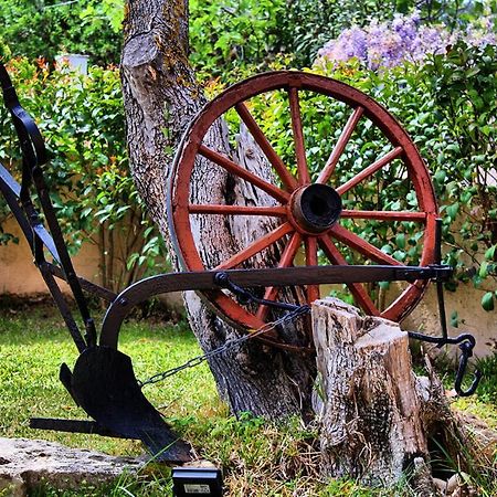 Traditional Villa Mandola Livathos  Bagian luar foto